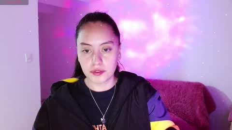 Snapshot of madissonn__ chatting on 02/17/26, 06:32 MADY online show from 02/17/26, 06:32