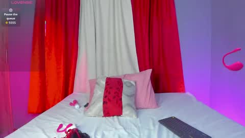 Snapshot of madissonshakur19 chatting on 04/18/26, 05:28 Madi online show from 04/18/26, 05:28