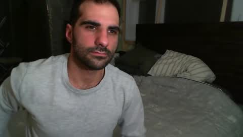 Guigui online show from 02/23/25, 09:44