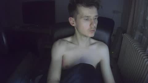 Snapshot of madnessss1215 chatting on 02/22/26, 06:57 madnessss1215 online show from 02/22/26, 06:57