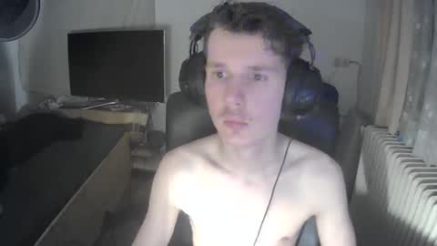 Snapshot of madnessss1215 chatting on 02/28/26, 09:16 madnessss1215 online show from 02/28/26, 09:16