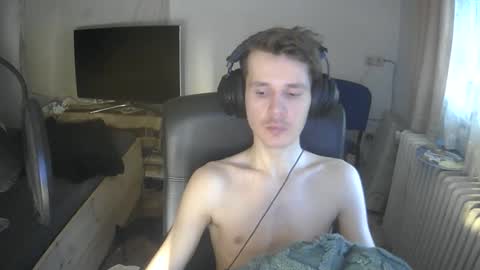 Snapshot of madnessss1215 chatting on 03/02/26, 07:59 madnessss1215 online show from 03/02/26, 07:59