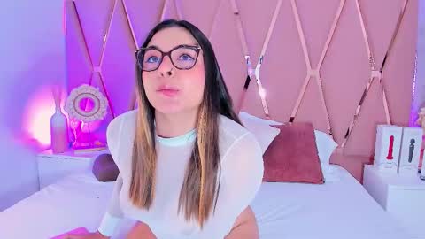 Mady James online show from 11/12/25, 12:38