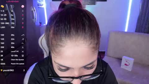 Snapshot of mady_monroe111 chatting on 08/03/26, 04:00 Mady online show from 08/03/26, 04:00