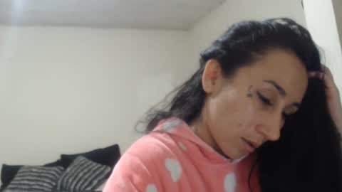 Snapshot of mady_tattoo chatting on 10/01/25, 03:12 mady_tattoo online show from 10/01/25, 03:12