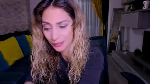 Snapshot of madyeroberts chatting on 03/19/26, 10:14 Madye Roberts online show from 03/19/26, 10:14