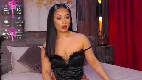 Snapshot of madyluxx chatting on 02/26/25, 07:49 MadyLuxx online show from 02/26/25, 07:49