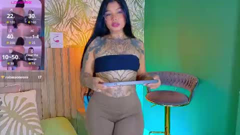 Snapshot of madyson_fox chatting on 06/24/26, 02:05 Madyson online show from 06/24/26, 02:05