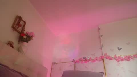 madysson__js_ online show from 06/19/26, 02:21