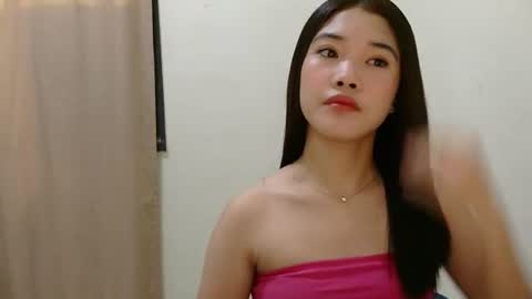 Snapshot of mae_luna chatting on 06/30/26, 10:44 mae_luna online show from 06/30/26, 10:44