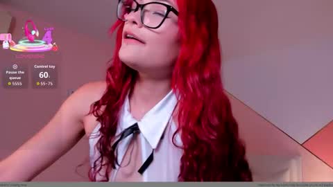 Snapshot of mae_lyra chatting on 01/07/26, 09:28 Mae Lyra online show from 01/07/26, 09:28