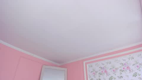 Snapshot of mae_lyra chatting on 04/11/26, 08:24 Mae Lyra online show from 04/11/26, 08:24