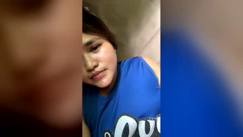 Snapshot of maemaebujawe31 chatting on 05/28/26, 06:21 maeyyy chubbyxxx online show from 05/28/26, 06:21