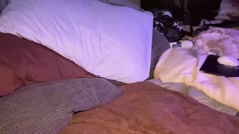 Snapshot of maemariposa chatting on 04/11/26, 07:45 Mae Mariposa online show from 04/11/26, 07:45