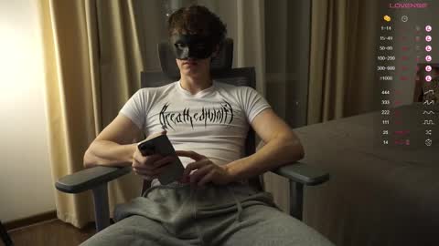 Mike XMaestro 3369 online show from 02/23/25, 07:38