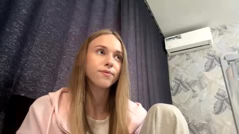 Sara online show from 02/21/26, 06:25