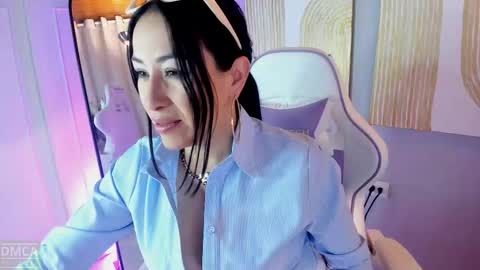 Snapshot of mafe_cream chatting on 11/15/25, 09:43 Maria Fernanda online show from 11/15/25, 09:43