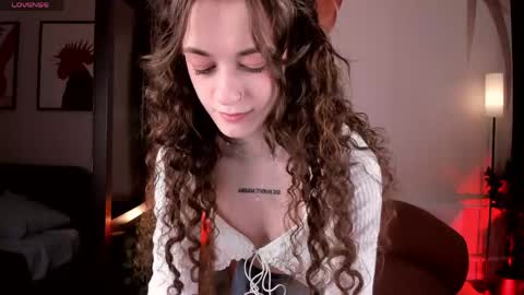 Snapshot of maffinpurrr chatting on 05/02/26, 02:00 Eva online show from 05/02/26, 02:00