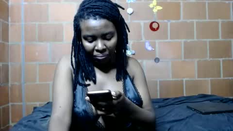 Snapshot of magaharper1 chatting on 07/04/26, 01:45 magaharper1 online show from 07/04/26, 01:45