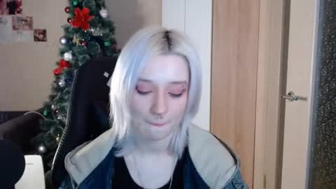 Sophia online show from 12/19/25, 03:52