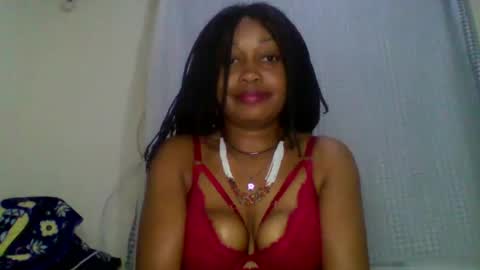 Snapshot of magdalinemus chatting on 09/24/25, 05:27 magdalinemus online show from 09/24/25, 05:27