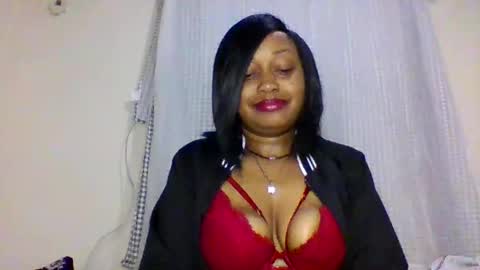 Snapshot of magdalinemus chatting on 10/13/25, 10:32 magdalinemus online show from 10/13/25, 10:32