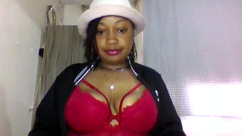 Snapshot of magdalinemus chatting on 03/28/26, 11:43 magdalinemus online show from 03/28/26, 11:43