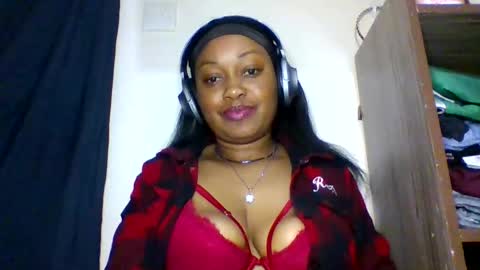 Snapshot of magdalinemus chatting on 04/05/26, 12:19 magdalinemus online show from 04/05/26, 12:19