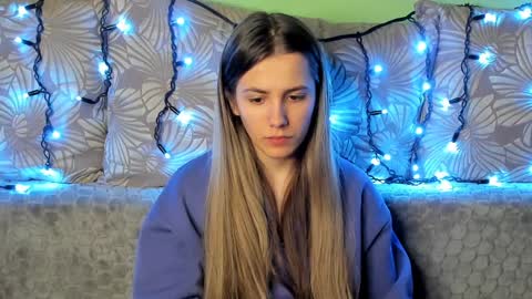 Maggie online show from 12/15/24, 03:45