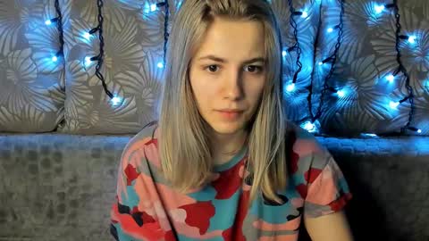 Maggie online show from 03/07/25, 04:24