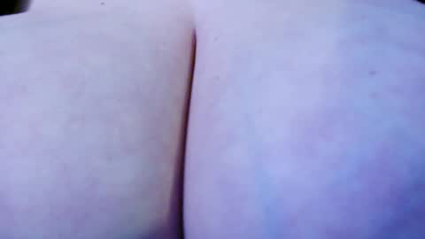 Snapshot of maggielandrin chatting on 11/13/25, 06:18 Maggie online show from 11/13/25, 06:18