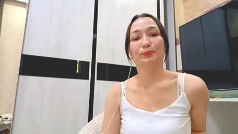 Meg online show from 06/06/26, 07:24