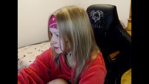 Magdalene Swaggy online show from 01/14/25, 09:41