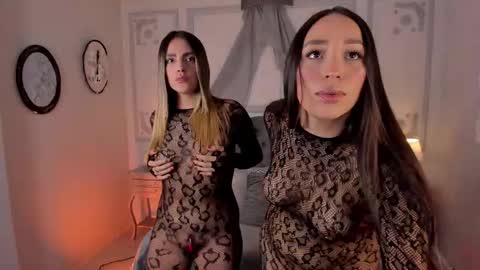   online show from 11/28/25, 09:39