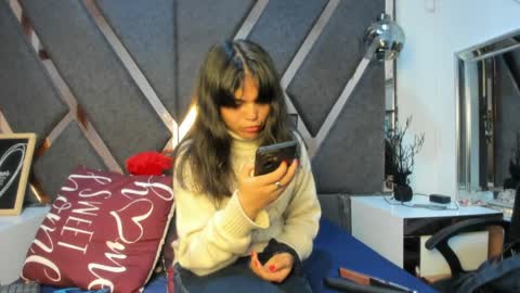 Snapshot of maggyx_69 chatting on 05/15/26, 02:35 Kimy online show from 05/15/26, 02:35