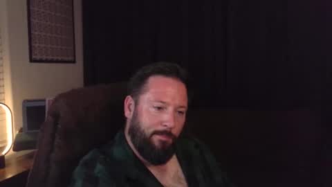 Snapshot of magic1984 chatting on 11/12/25, 06:25 Magic online show from 11/12/25, 06:25