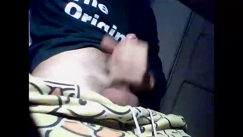 Snapshot of magic199 chatting on 04/11/26, 11:20 romantic online show from 04/11/26, 11:20