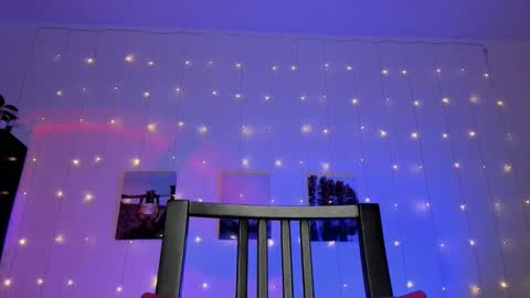 Snapshot of magic_alie chatting on 09/22/25, 05:31 Magic Allie online show from 09/22/25, 05:31