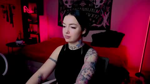 Snapshot of magic_alie chatting on 05/06/26, 06:57 Magic Allie online show from 05/06/26, 06:57