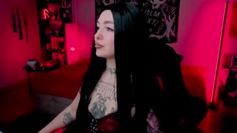 Snapshot of magic_alie chatting on 06/25/26, 08:46 Magic Allie online show from 06/25/26, 08:46
