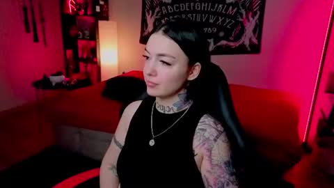 Snapshot of magic_alie chatting on 07/03/26, 08:15 Magic Allie online show from 07/03/26, 08:15