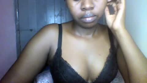 Snapshot of magic_bliss chatting on 06/23/26, 07:56 Bliss online show from 06/23/26, 07:56