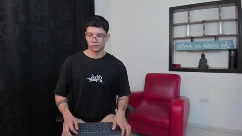 Damian Rivers online show from 12/03/24, 01:08