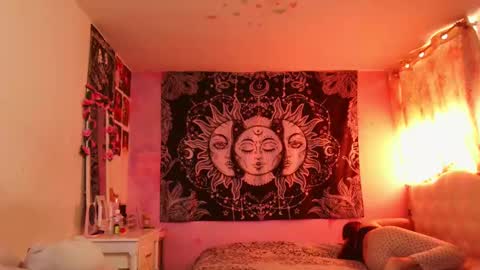 Snapshot of magic_clairewitch chatting on 01/12/25, 03:03 Claire online show from 01/12/25, 03:03