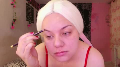 Snapshot of magic_clairewitch chatting on 03/07/25, 11:27 Claire online show from 03/07/25, 11:27