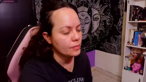 Snapshot of magic_clairewitch chatting on 09/14/25, 10:53 Claire online show from 09/14/25, 10:53