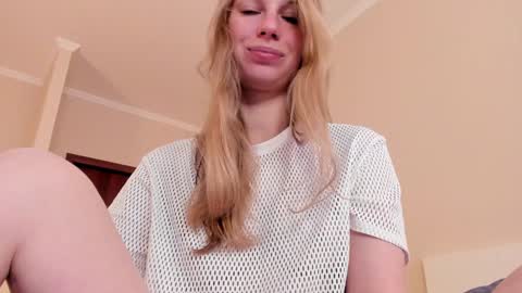 Alice  online show from 11/29/25, 09:12