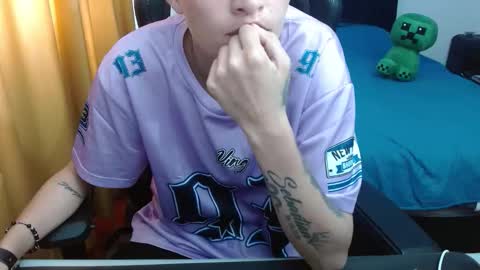 Snapshot of magic_jadee chatting on 03/12/26, 03:29 Jade online show from 03/12/26, 03:29