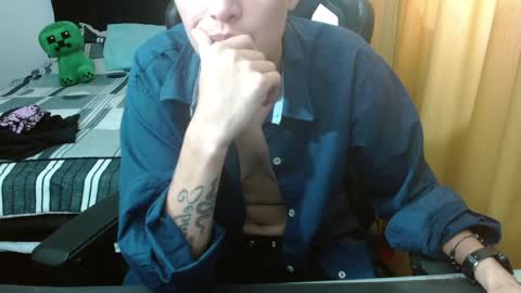 Snapshot of magic_jadee chatting on 04/20/26, 05:05 Jade online show from 04/20/26, 05:05