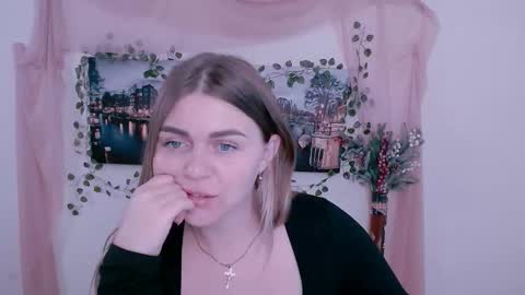 magic_katarina_ online show from 11/18/25, 09:58